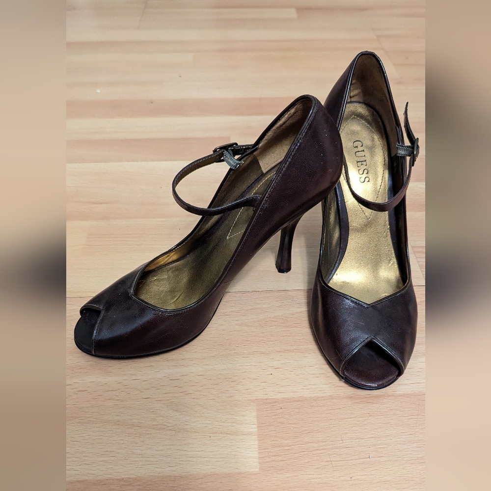 Guess heels